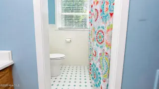 120 King Heights Boulevard, Kinston, NC 28501 – photo 19: Ensuite Bath