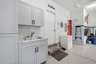 2200 Three Oaks Drive, Greenville, NC 27858 – photo 22: 26-web-or-mls-BLS_0053