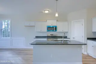 717 Jasmine Lane, Jacksonville, NC 28546 – photo 9: 717 Jasmine Ln - Interiors - Edited_8