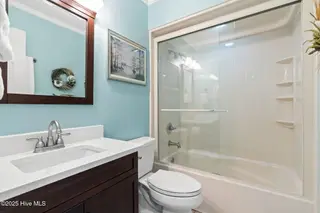 1916 Inlet Village Circle SW Unit 3a, Ocean Isle Beach, NC 28469 — 2-bedroom condo in Inlet Wacche, Ocean Isle Beach, NC, photo 24 of 38: Guest bath