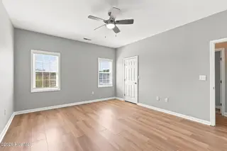 115 Palmetto Place Circle, Beaufort, NC 28516 – photo 18: 27-web-or-mls-590A0789-edit