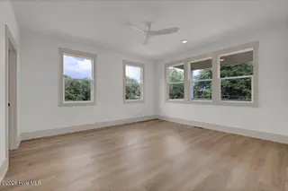 2165 Scotts Hill Loop Road, Wilmington, NC 28411 – photo 10