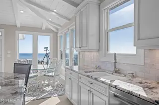 102 E Summer Place, Emerald Isle, NC 28594 – photo 13: 102 E Summer Place