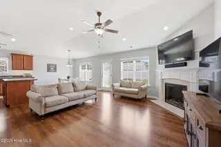 536 Arbor Drive, Greenville, NC 27858 – photo 8: 39-web-or-mls-IMG_1133