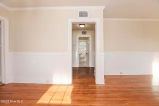 402 Warlick Street, Jacksonville, NC 28540 — 3-bedroom home in Murrill Subdivision, Jacksonville, NC, photo 5 of 46: 402 Warlick-16
