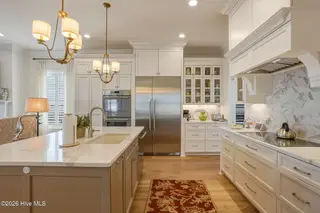 808 E Front Street, New Bern, NC 28560 – photo 18: 17-web-or-mls-DSC08996_6680704e