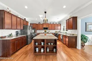 209 Barkside Lane, New Bern, NC 28562 — 4-bedroom home in Hunters Ridge, New Bern, NC, photo 8 of 46: 29-web-or-mls-0C0A7109
