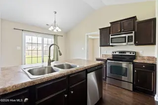 115 Cavalier Drive, Jacksonville, NC 28546 – photo 24