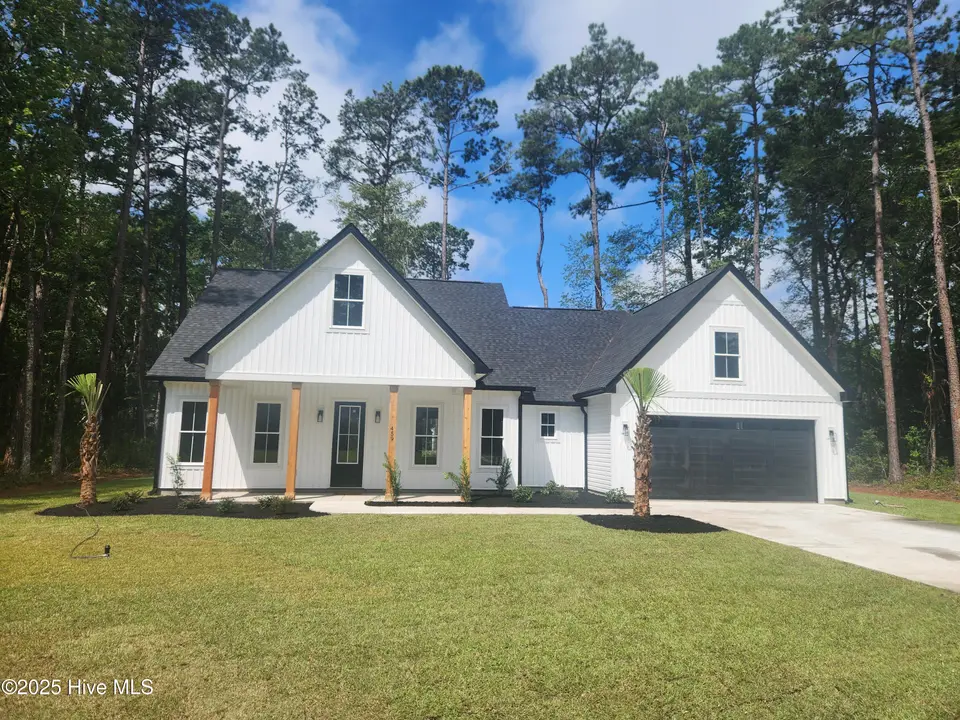 459 Boundary Loop Road NW, Calabash, NC 28467 – photo 1 of 43: 20250805_112803