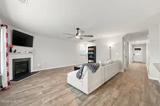 212 Gracie Farms Road, New Bern, NC 28560 — 4-bedroom home in Tyler, Home on the Lake, New Bern, NC, photo 9 of 32: Living Room 2