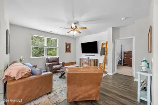 691 Avington Lane NE, Leland, NC 28451 – photo 4: Living Room