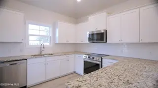 1254 Opaca Drive SE, Bolivia, NC 28422 – photo 11: Kitchen