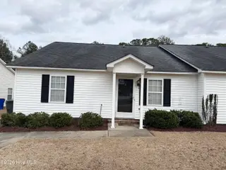 520 Lake Road A&B, Greenville, NC 27834 – photo 2: IMG_4669