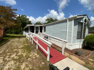 231 NE 67th Street, Oak Island, NC 28465 – photo 5: IMG_5812
