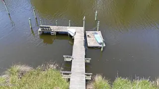 913 Hearthside Court, New Bern, NC 28560 – photo 2: Dock
