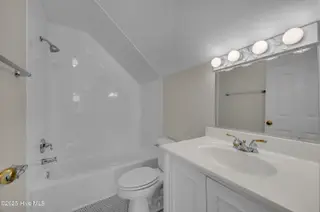 4217 Ashley Park Drive, Wilmington, NC 28412 — 4-bedroom home in Georgetowne, Wilmington, NC, photo 24 of 41: 024_img_8081_38