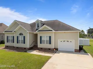 272 Primrose Lane, Winterville, NC 28590 – photo 6: 3-web-or-mls-DJI_0379