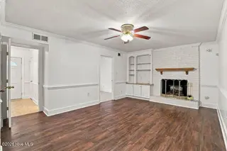 2509 Ward Boulevard, Wilson, NC 27893 — 3-bedroom home in Cavalier Park, Wilson, NC, photo 13 of 51: Family Room