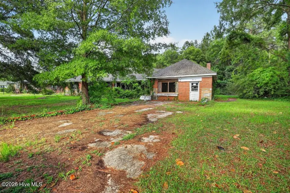 8514 Main Street, Vanceboro, NC 28586 – photo 1 of 14: IMG_1076