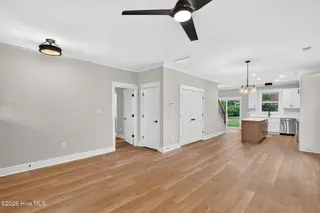 2303 Chestnut Street, Wilmington, NC 28405 — 3-bedroom home in Chestnut Heights, Wilmington, NC, photo 8 of 53: Living Room