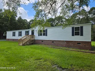 288 Lanier Avenue, Rocky Point, NC 28457 – photo 2: 20250806_165030