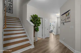 136a Arnette Drive SW 17a, Ocean Isle Beach, NC 28469 – photo 5: Foyer 2