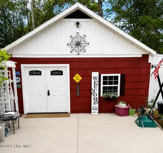 1902 Trent Boulevard, New Bern, NC 28560 – photo 14: Detached garage/workshop