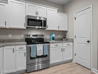 44 Catalina Circle, Swansboro, NC 28584 – photo 13: Kitchen