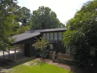 4040 Nc 903, Albertson, NC 28508 — 4-bedroom home, Albertson, NC, photo 4 of 41: Back Porch