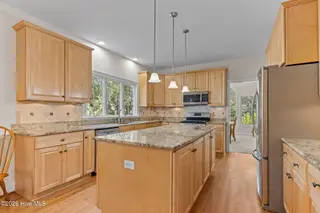 121 Oakleaf Drive, Pine Knoll Shores, NC 28512 – photo 15: kitchen 4