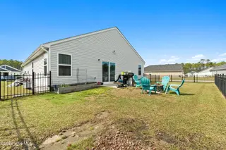 1710 W Coronado Avenue SE, Bolivia, NC 28422 — 3-bedroom home in Olde Georgetowne, Bolivia, NC, photo 22 of 34: 22-web-or-mls-cammediallc.com-11