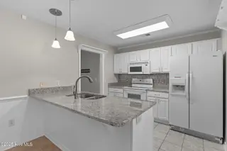 2932 Bay Village Street, Shallotte, NC 28470 — 3-bedroom home in Green Bay Village, Shallotte, NC, photo 10 of 41: 27-web-or-mls-BTS06998