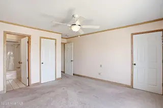 2704 W Beach Drive, Oak Island, NC 28465 – photo 17: 25_2704_w_beach_dr_022