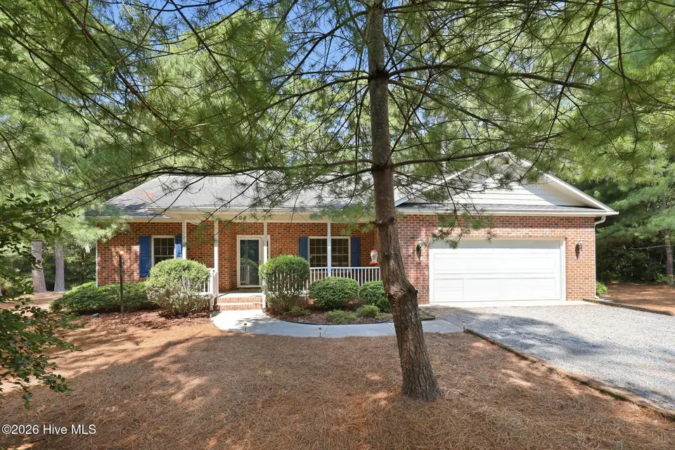 504 Shelton Drive, Aberdeen, NC 28315 – photo 1 of 55: 1-web-or-mls-IMG_0340_edit