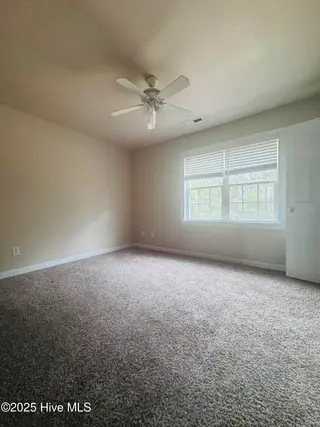 304 Streamwood Drive, Jacksonville, NC 28546 – photo 8: IMG_2021