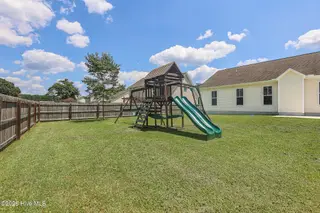 223 Holly Grove Court E, Jacksonville, NC 28540 – photo 10