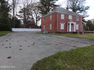 101 W Highland Avenue, Kinston, NC 28501 – photo 2: 101 W Highland Av parking 20240317