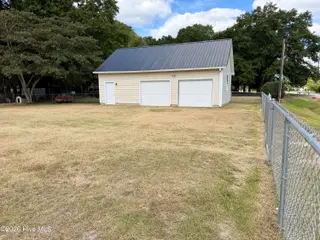 490 Joe Nunn Road, Kinston, NC 28504 — 3-bedroom home, Kinston, NC, photo 3 of 42: IMG_1552