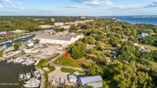 201 1 Pensacola Avenue, Morehead City, NC 28557 – photo 18: 201 arrow