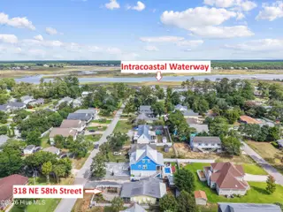318 NE 58th Street, Oak Island, NC 28465 – photo 4