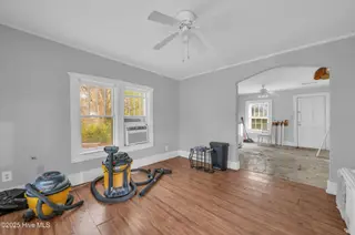 610 N Caswell Avenue, Southport, NC 28461 – photo 5: 610 n caswell ave 00018