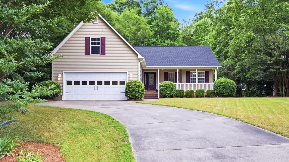 138 Leonard Drive, New Bern, NC 28560 – photo 1 of 42: 138 Leonard Drive-28