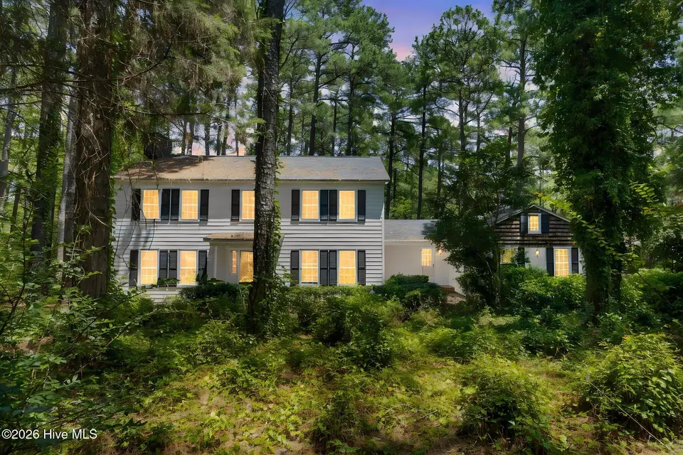 102 James Creek Road, Southern Pines, NC 28387 – photo 1 of 21: 1-web-or-mls-2B5A9589 day to dusk