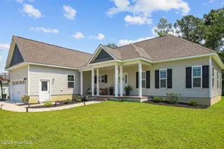 602 Bright Harvest Drive, Maysville, NC 28555 – photo 5: 3-web-or-mls-602 Bright Harvest Dr. 106