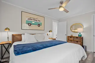 412 Raleigh Avenue, Carolina Beach, NC 28428 — 2-bedroom home, Carolina Beach, NC, photo 9 of 20: 30-web-or-mls-DSC09716