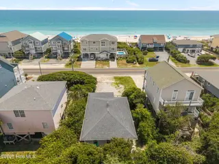 1625 S Shore Drive, Surf City, NC 28445 – photo 2: 9-web-or-mls-DJI_20250729132326_0128_D