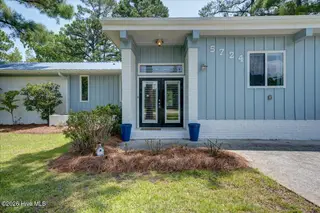 5724 Gondolier Drive, New Bern, NC 28560 – photo 2: 01-5724_Gondolier-29