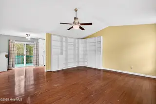 133 Sweetwater Drive, Jacksonville, NC 28540 – photo 3: 01-4