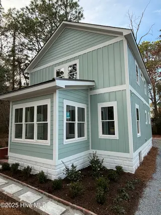 760 N May Street, Southern Pines, NC 28387 – photo 1: Front
