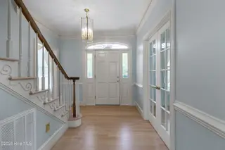 1177 Arboretum Drive, Wilmington, NC 28405 – photo 8: Arboretum1177-2foyLFL33A5408-CR2